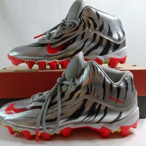 Nike Alpha Shark Fastflex Cleats Silver/Black/Orange Size 6Y